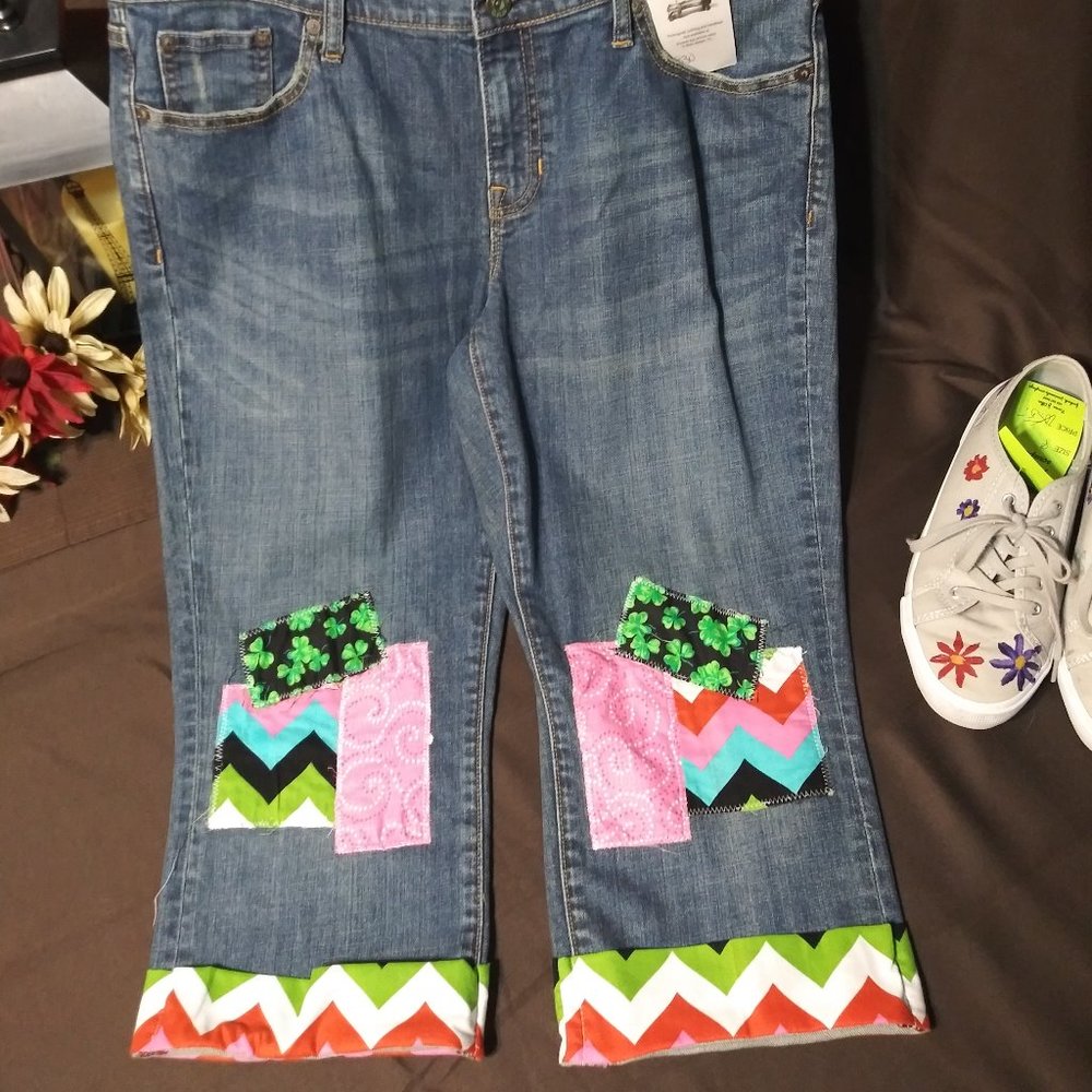 407Size 12 Gap Patchwork Upcycled Capris